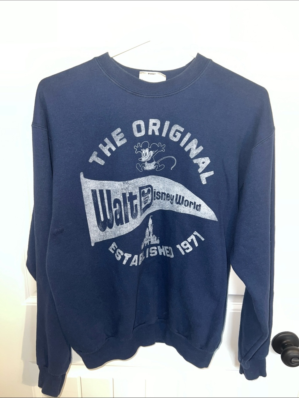 Vintage Walt Disney World Navy Crewneck Sweatshirt- Size Small